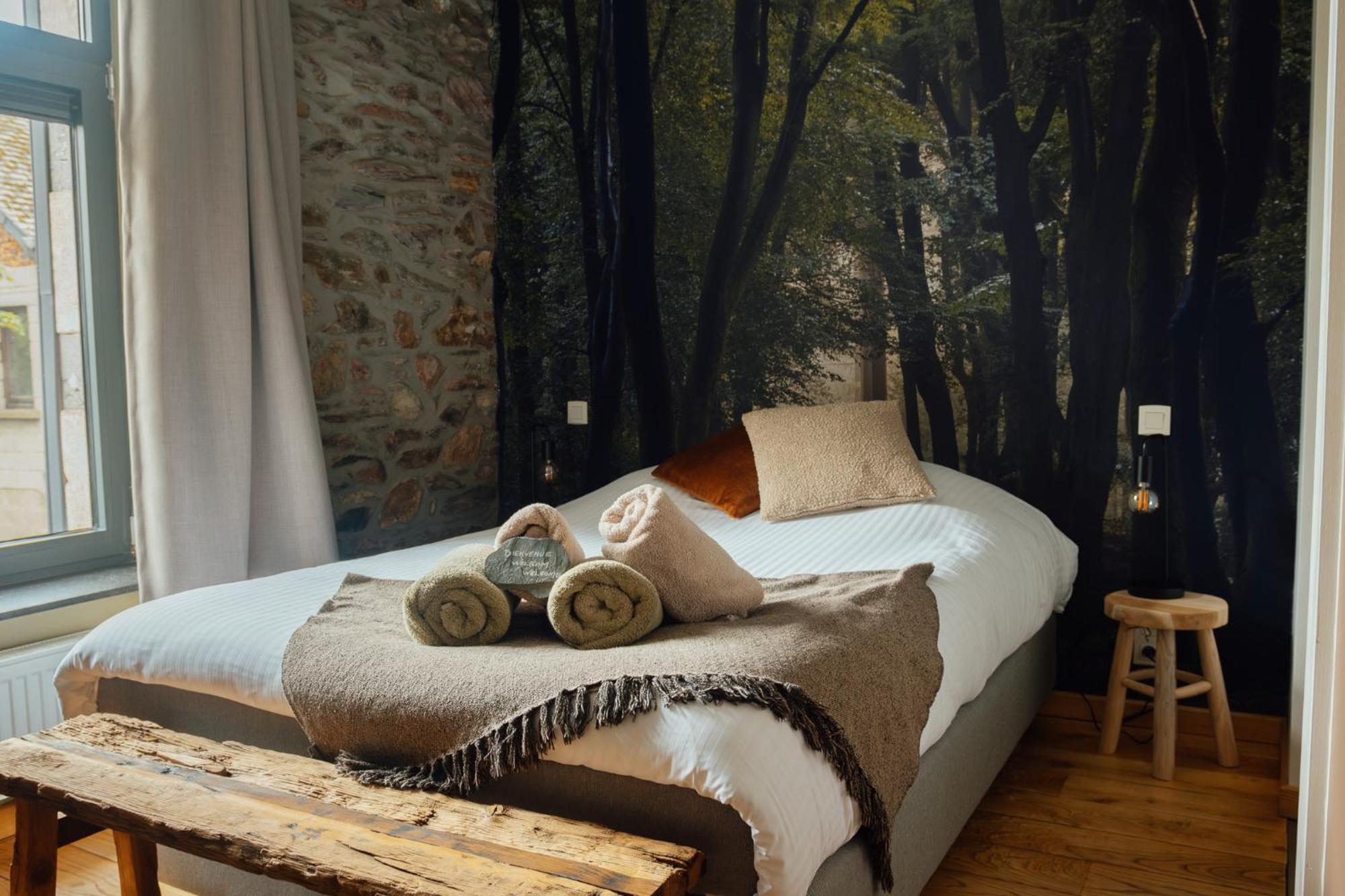 Bed and Breakfast Ma Bauge Libin Exterior foto